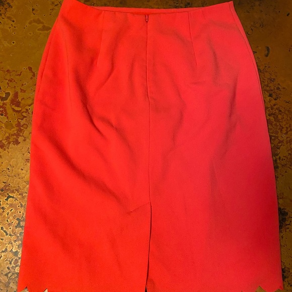 Banana Republic Skirt size 2 ❤️😍 - Picture 2 of 3